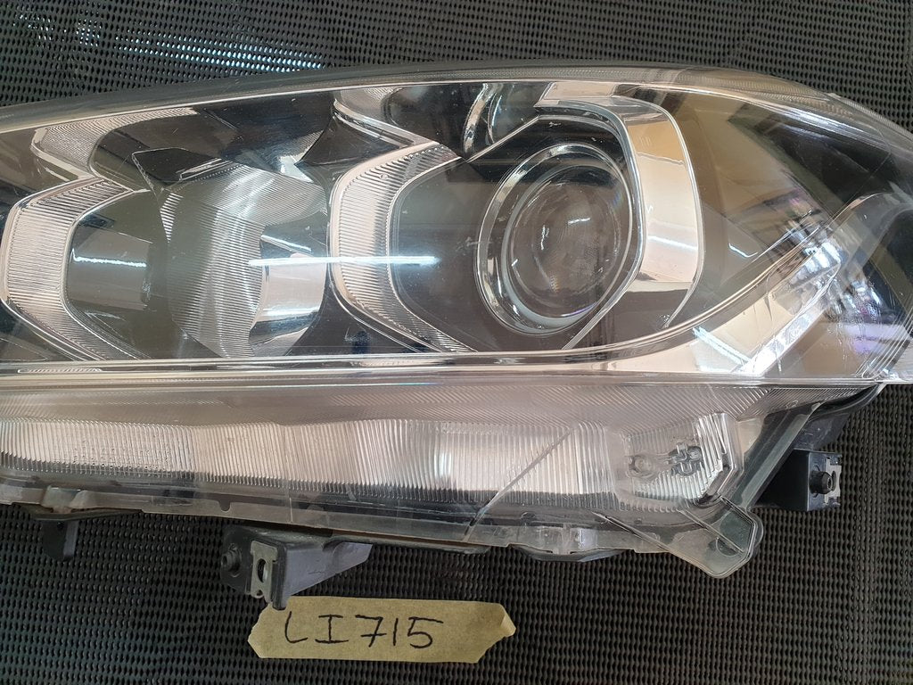 Toyota Rumion Suzuki Ertiga Left Headlight
