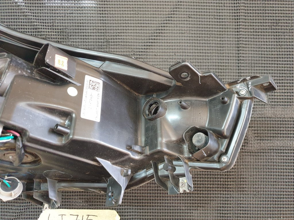 Toyota Rumion Suzuki Ertiga Left Headlight