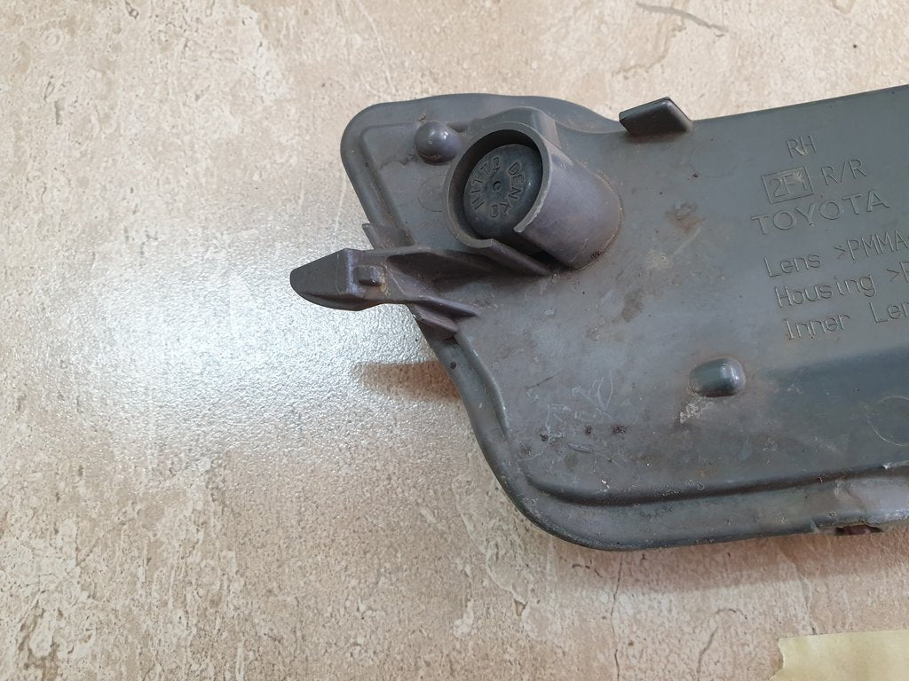 Toyota Rav4 Right Rear Bumper Reflector