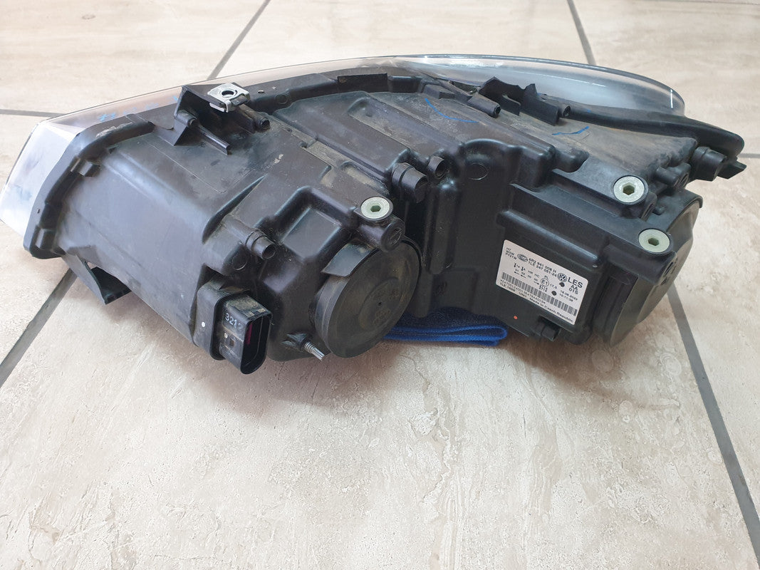 Volkswagen Polo Right Headlight