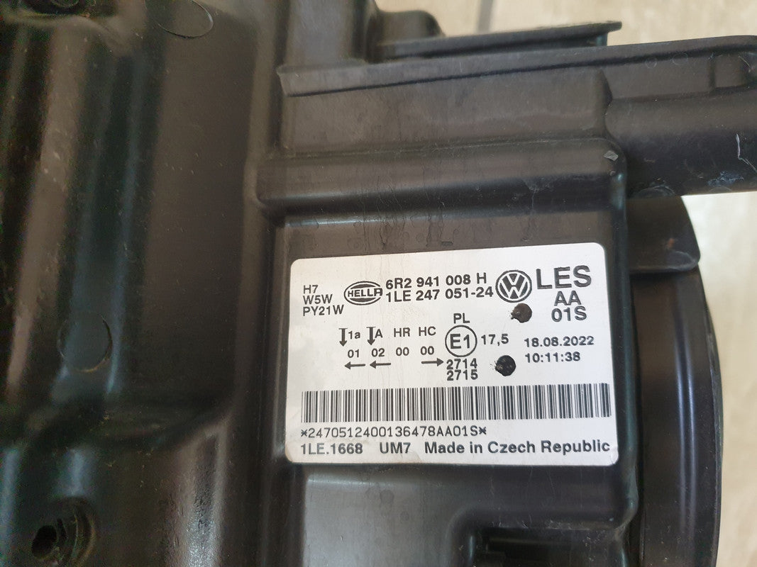 Volkswagen Polo Right Headlight