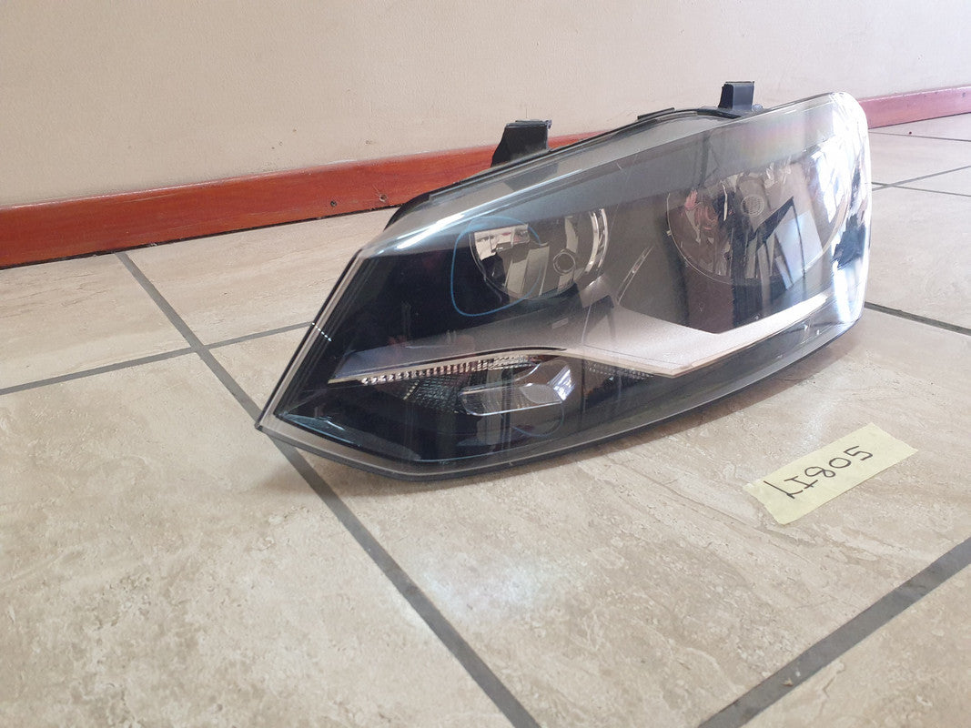 Volkswagen Polo Left Headlight