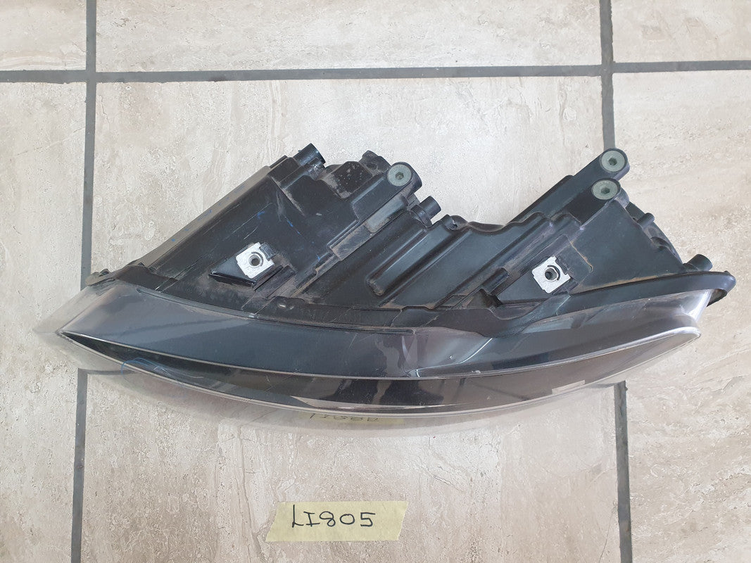 Volkswagen Polo Left Headlight