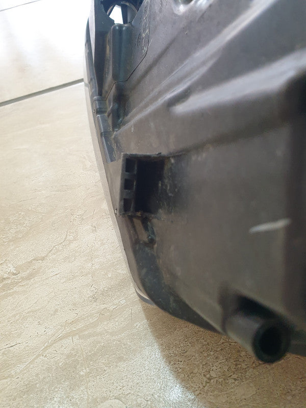 Volkswagen Polo Right Headlight