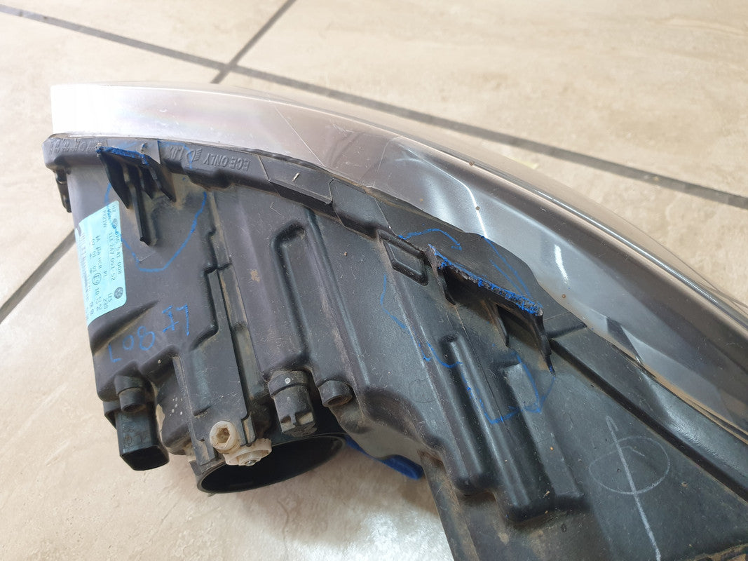 Volkswagen Polo Right Headlight