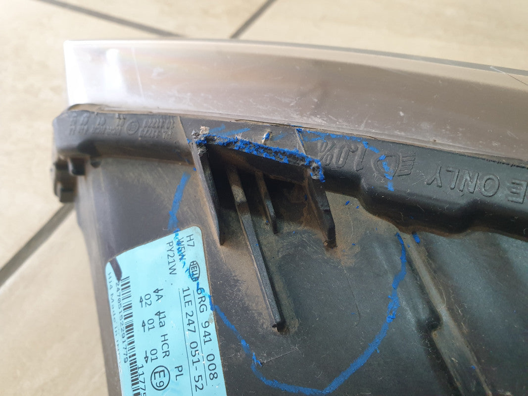 Volkswagen Polo Right Headlight
