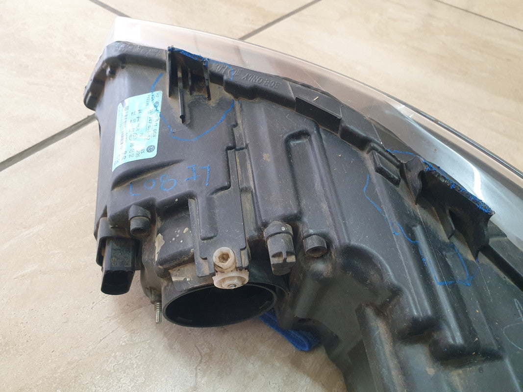 Volkswagen Polo Right Headlight