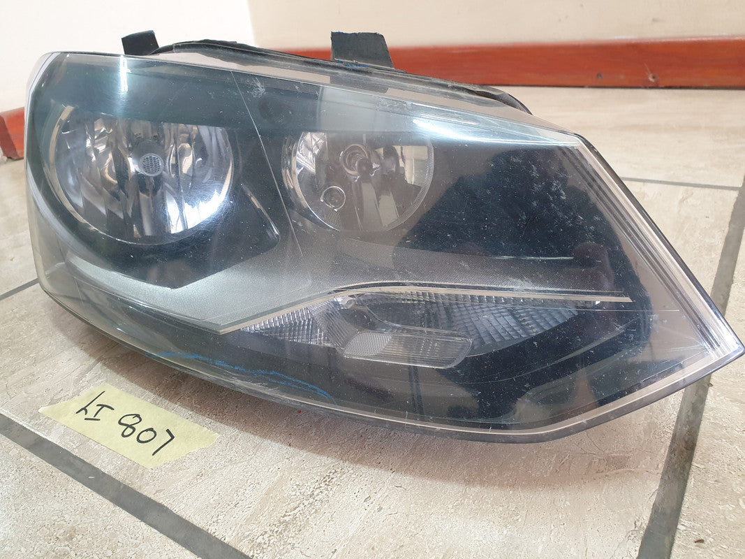 Volkswagen Polo Right Headlight