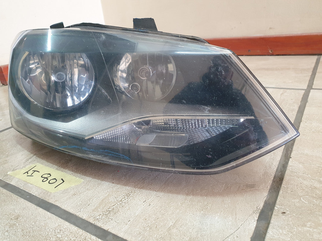 Volkswagen Polo Right Headlight
