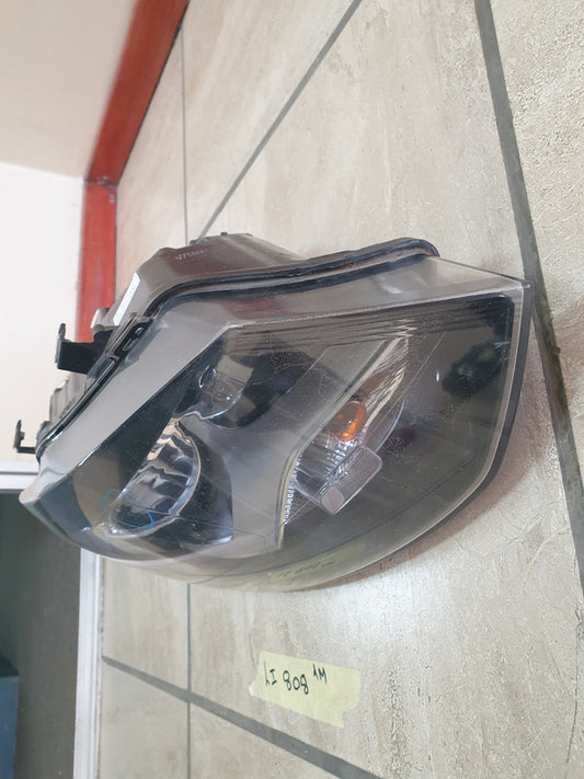 Volkswagen Aftermarket Polo Right Headlight