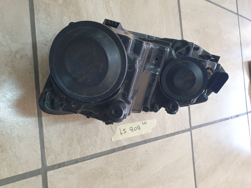 Volkswagen Aftermarket Polo Right Headlight