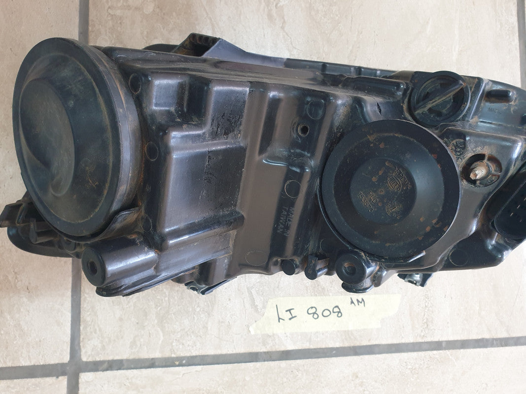 Volkswagen Aftermarket Polo Right Headlight