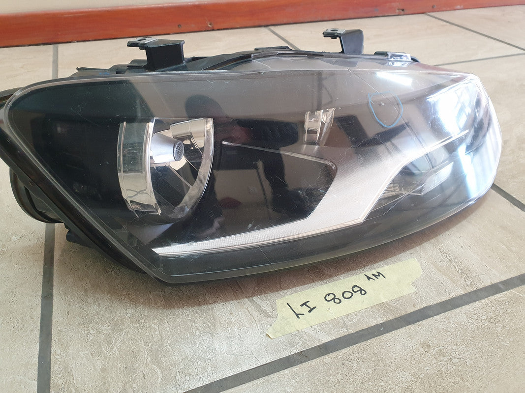 Volkswagen Aftermarket Polo Right Headlight