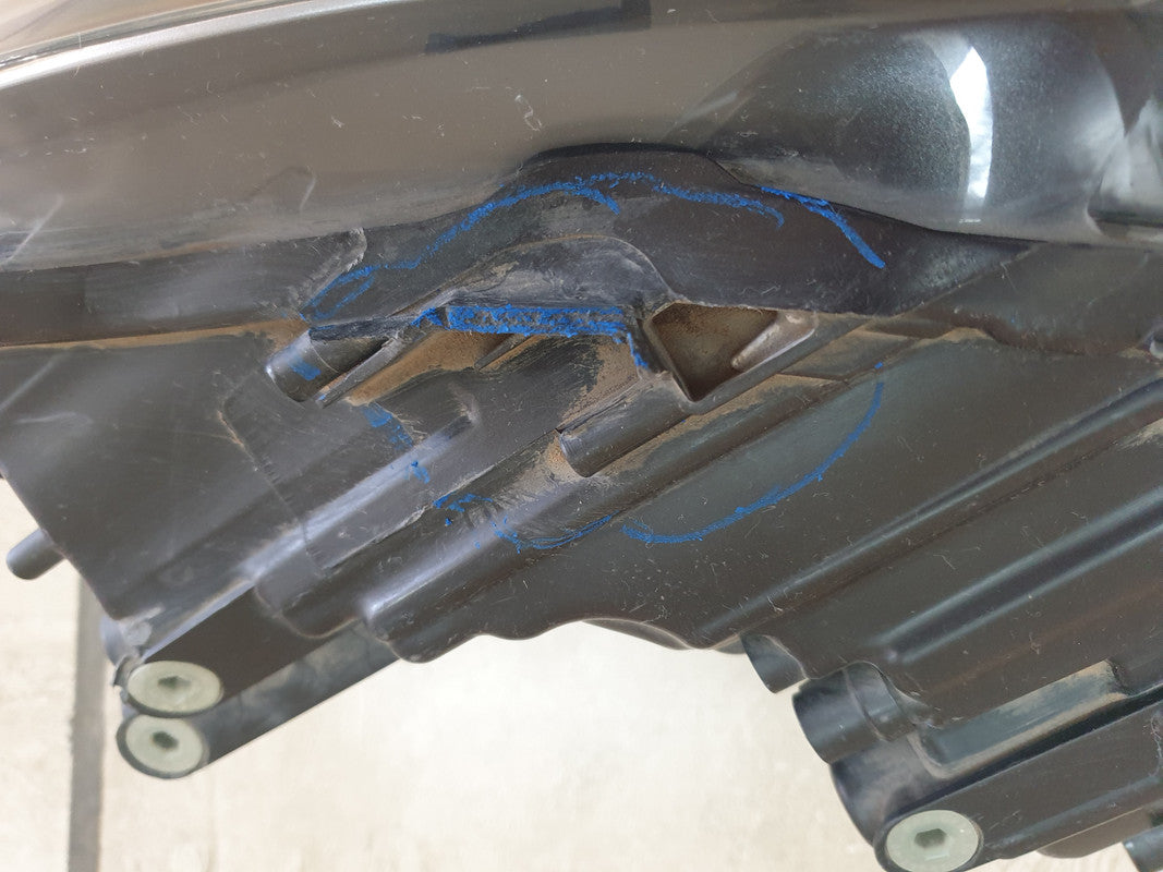 Volkswagen Polo Left Headlight