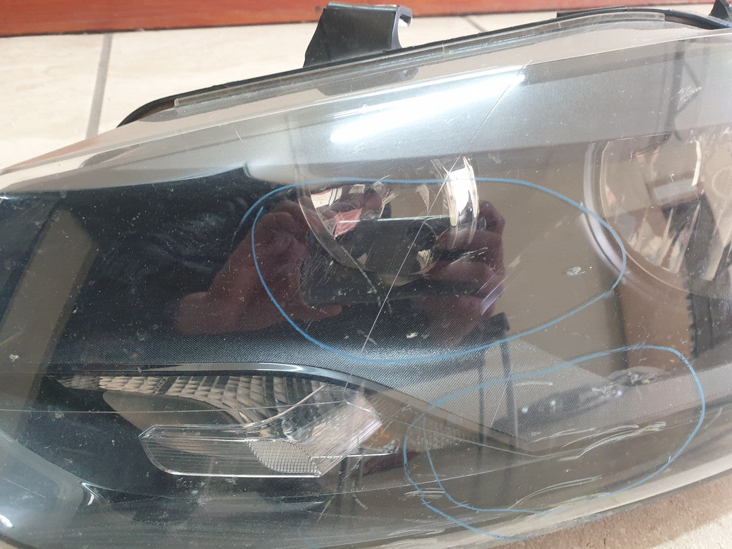Volkswagen Polo Left Headlight
