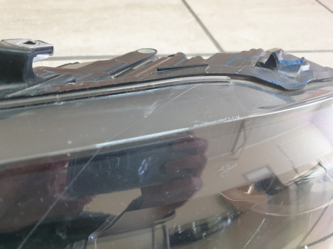 Volkswagen Polo Left Headlight