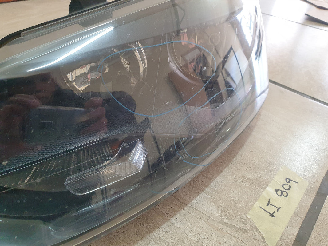 Volkswagen Polo Left Headlight