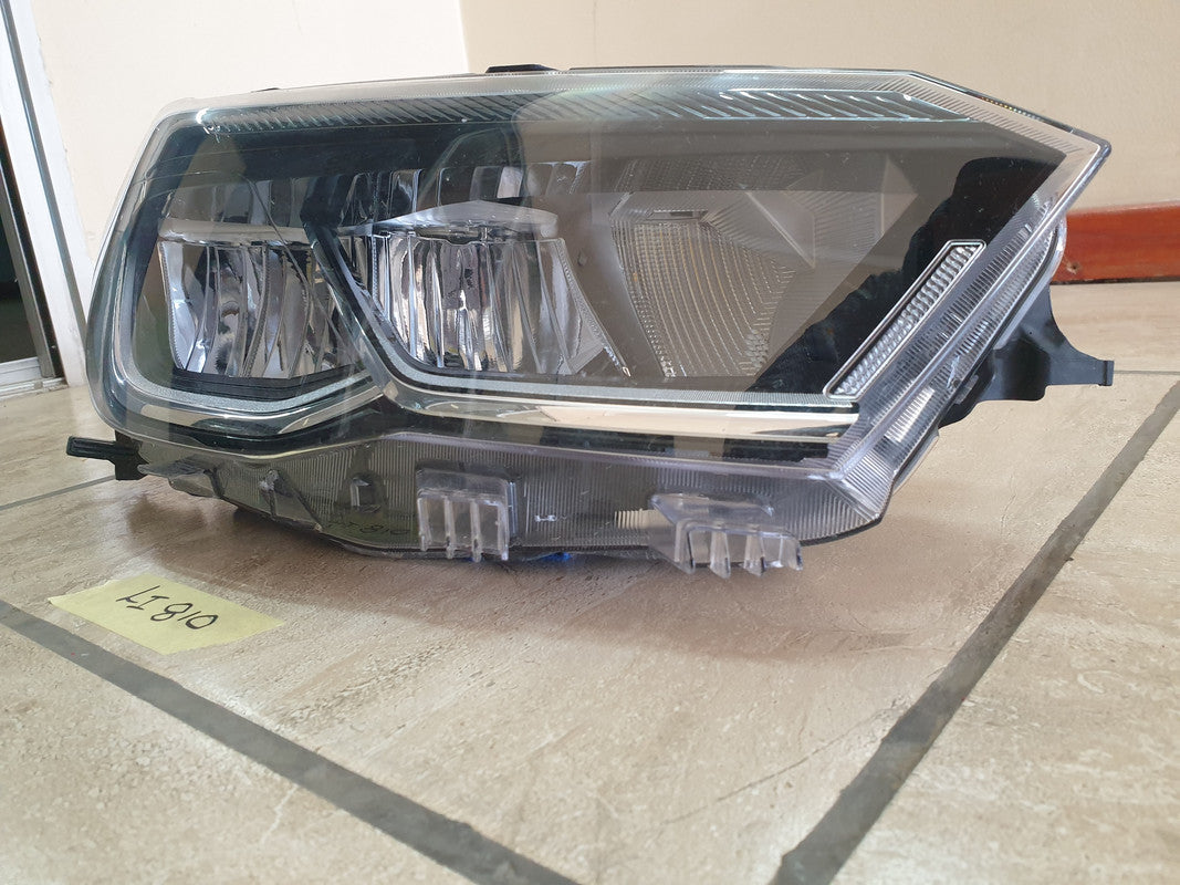 Volkswagen Polo Right Headlight