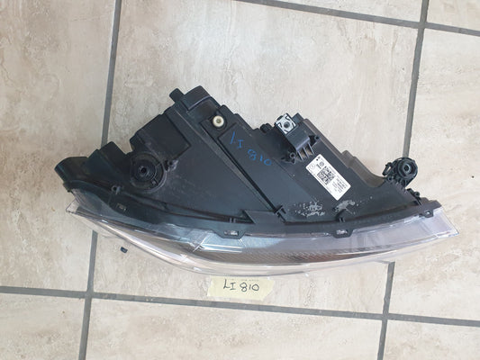 Volkswagen Polo Right Headlight