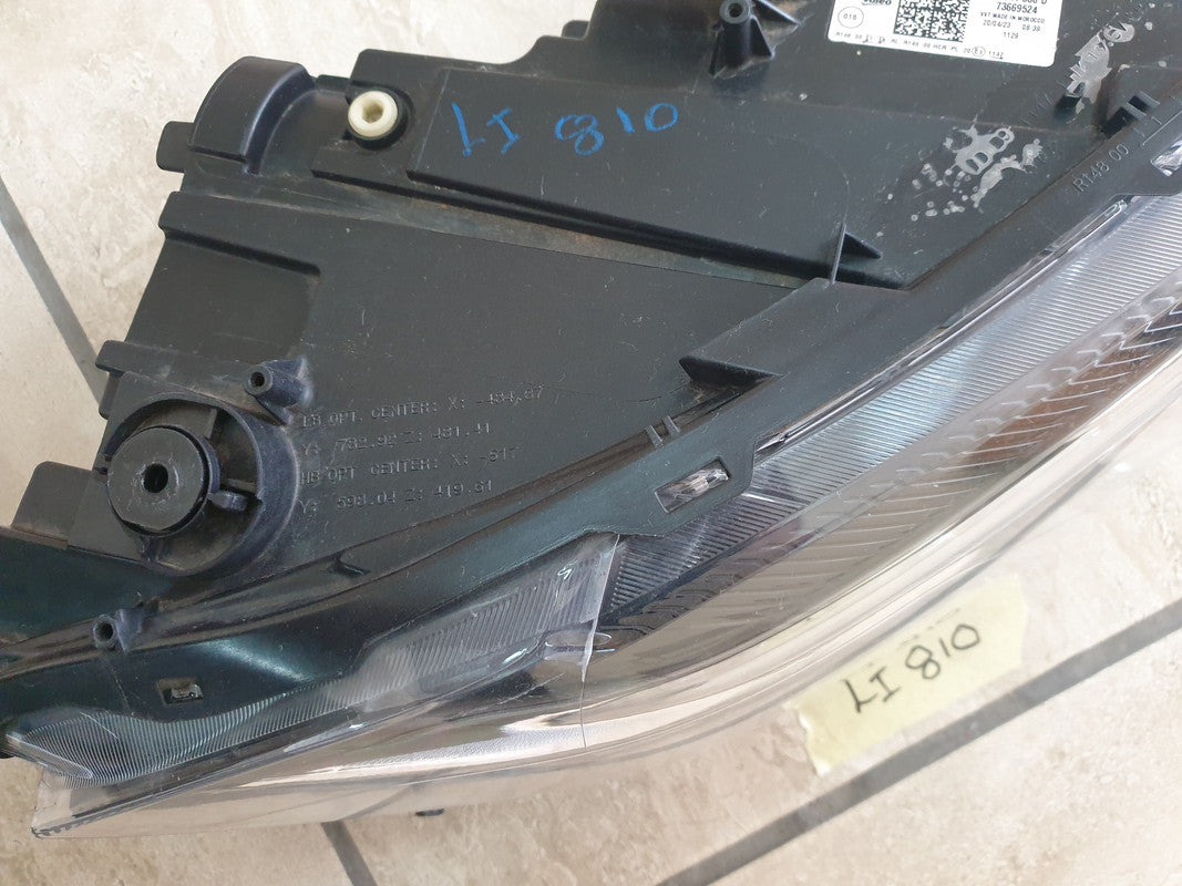 Volkswagen Polo Right Headlight