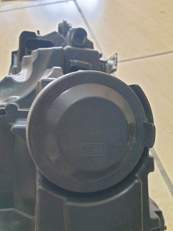 Volkswagen Polo Right Headlight