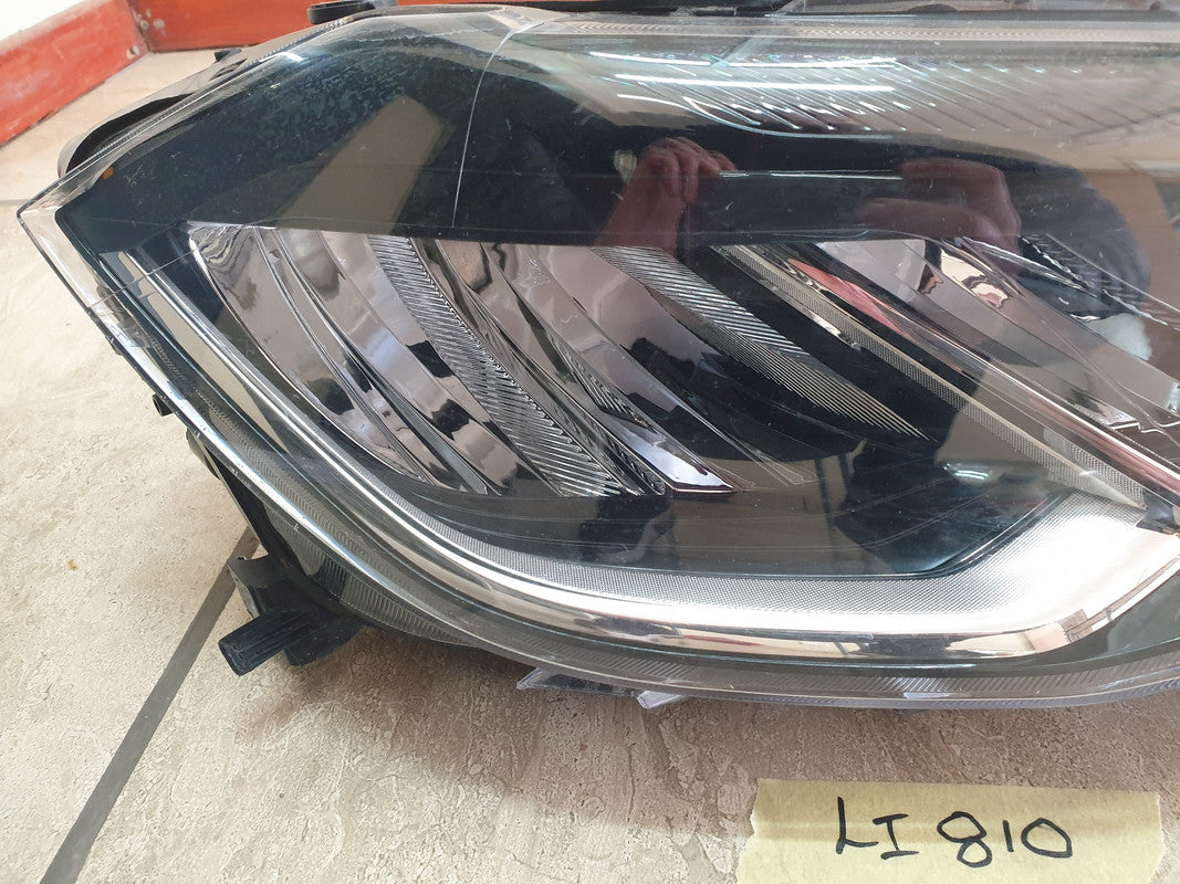 Volkswagen Polo Right Headlight