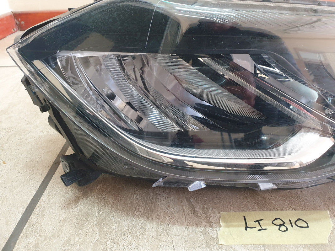 Volkswagen Polo Right Headlight