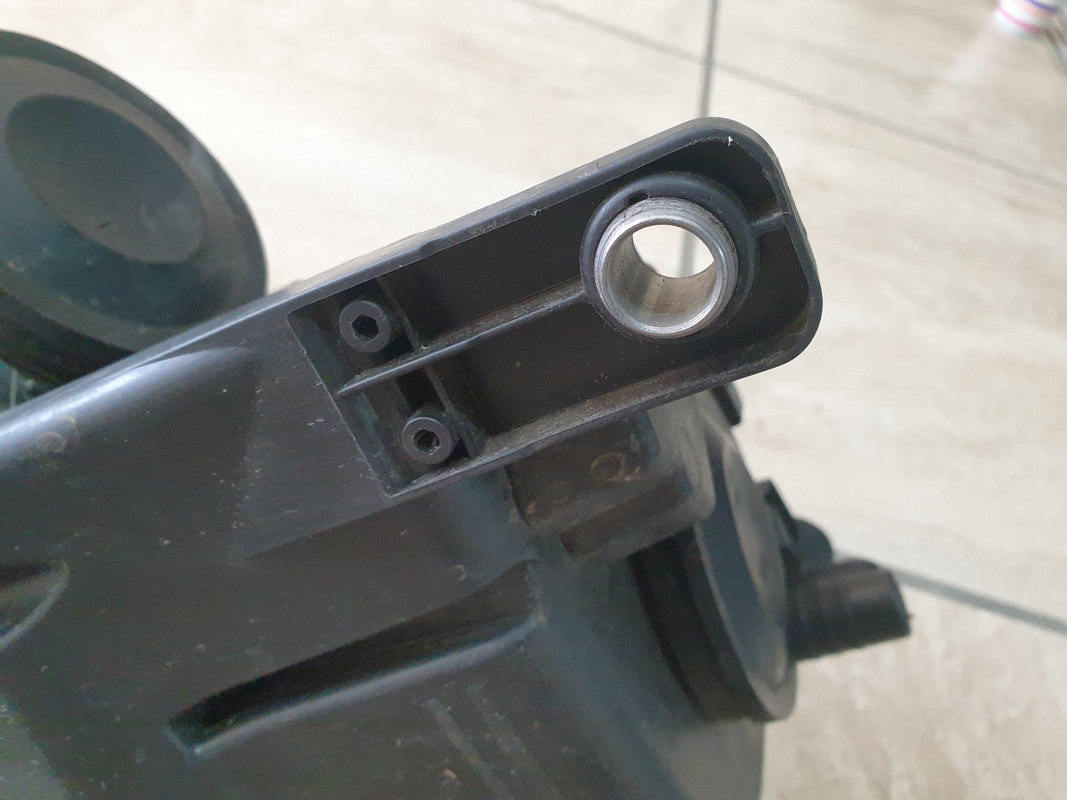 Volkswagen Tiguan Right Headlight