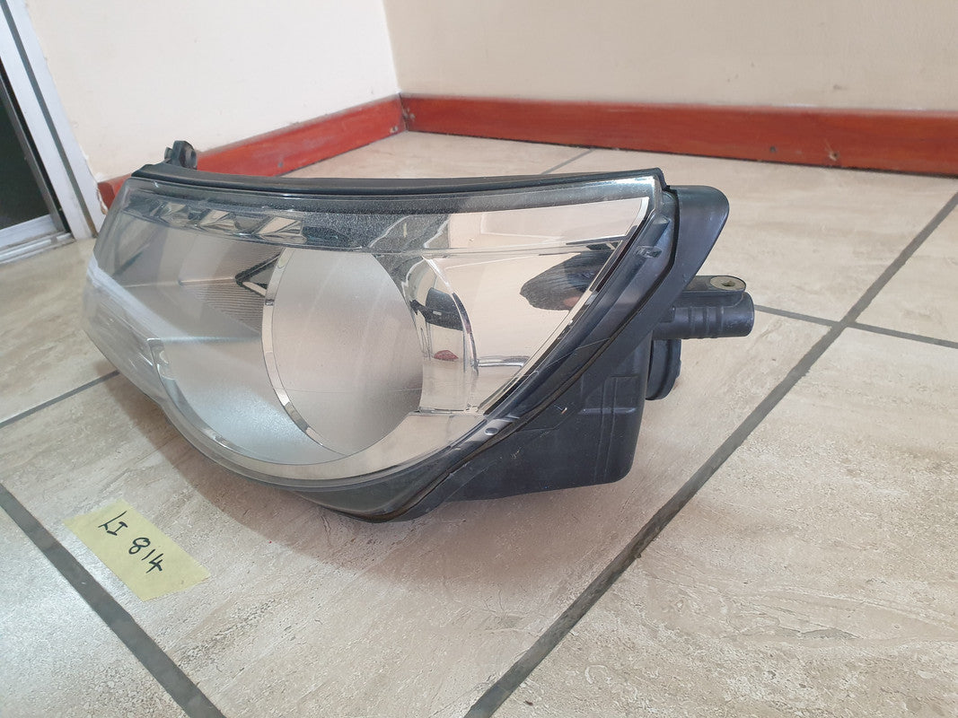 Volkswagen Tiguan Left Headlight