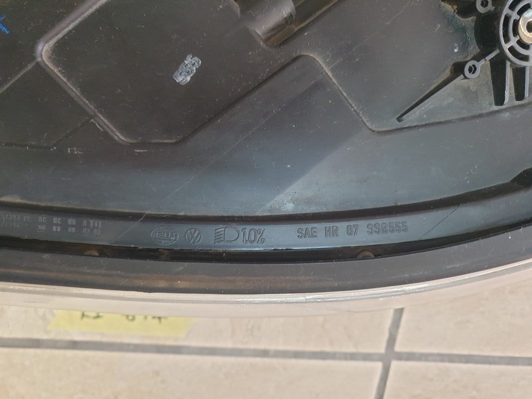 Volkswagen Tiguan Left Headlight