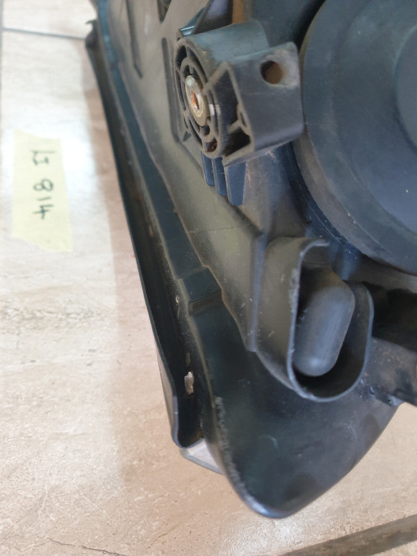 Volkswagen Tiguan Left Headlight
