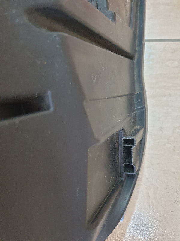 Volkswagen Tiguan Left Headlight
