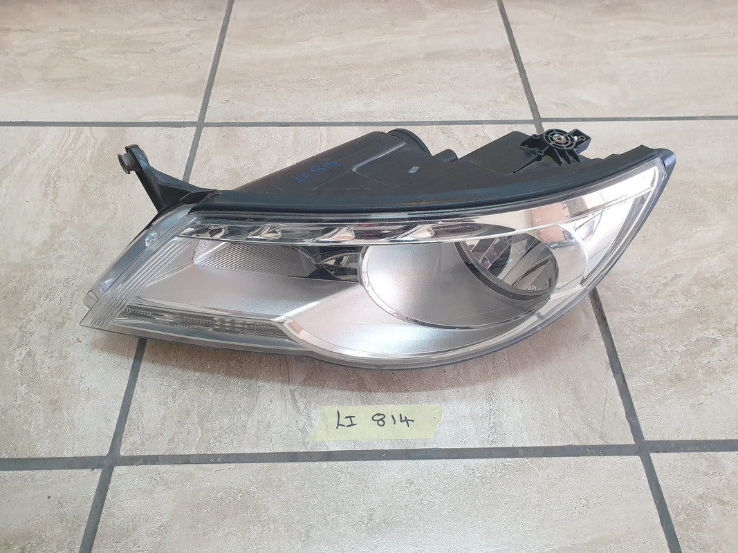 Volkswagen Tiguan Left Headlight