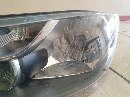 Volkswagen Caddy Left Headlight