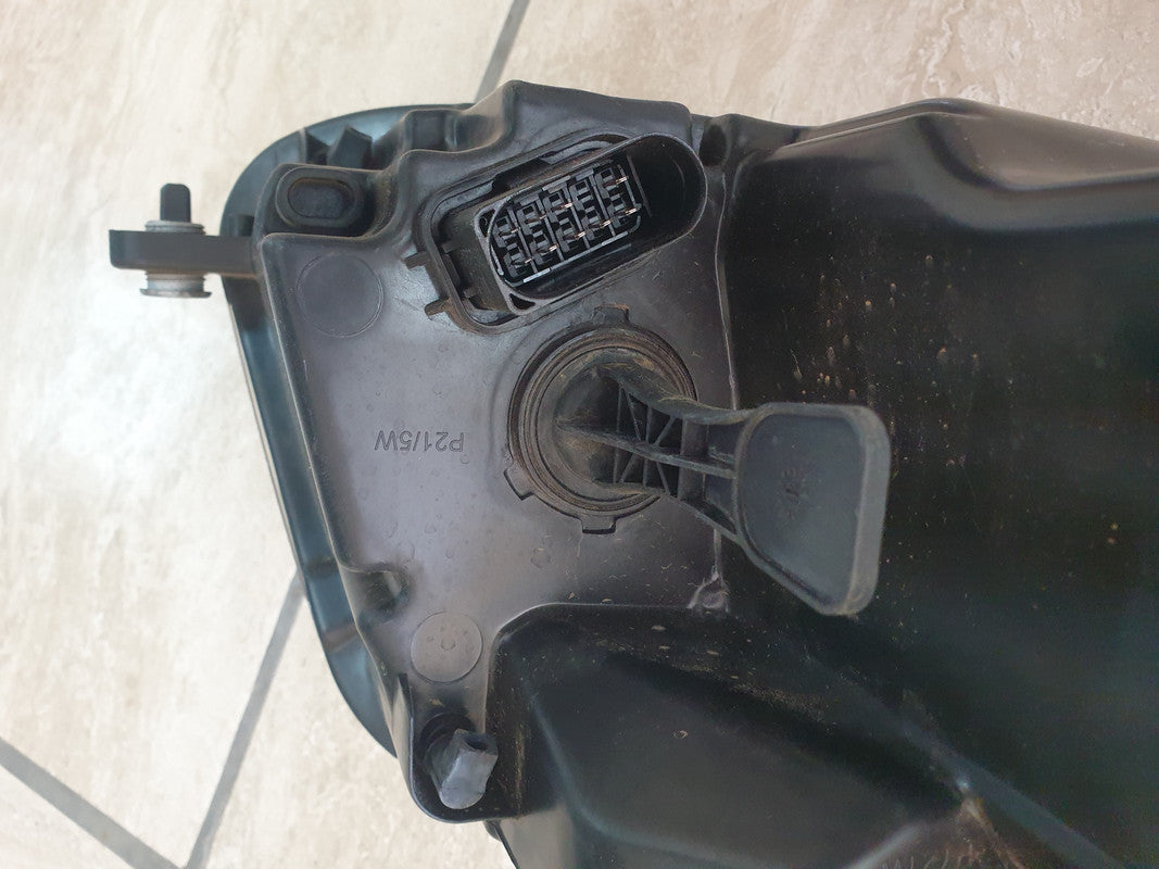 Volkswagen Caddy Left Headlight