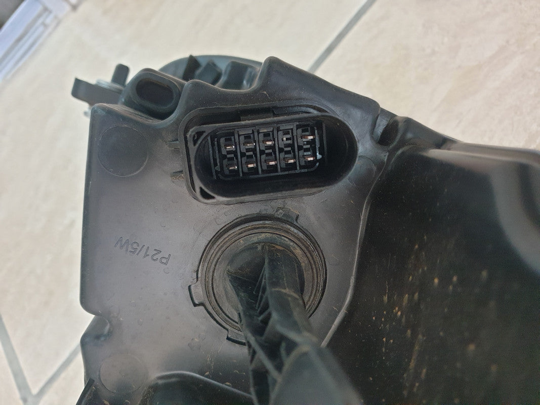 Volkswagen Caddy Left Headlight