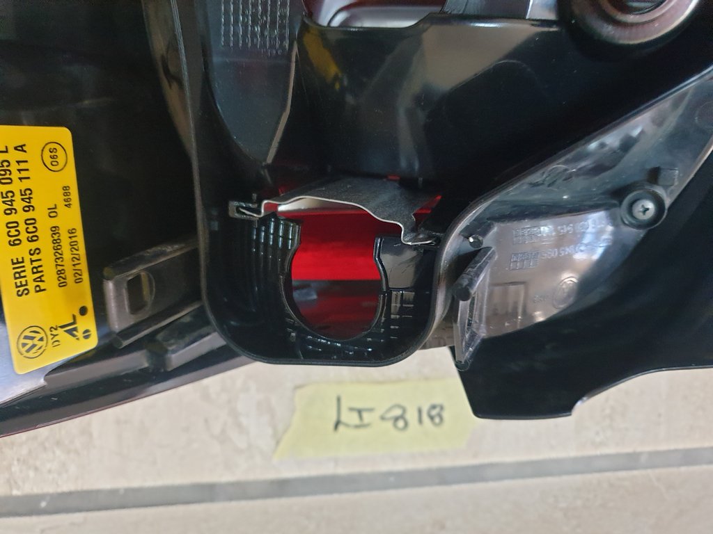 Volkswagen Polo Left Taillight