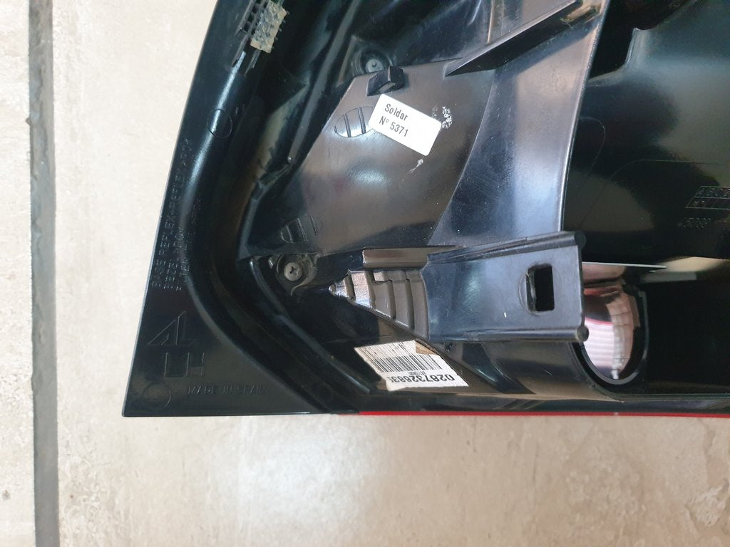 Volkswagen Polo Left Taillight