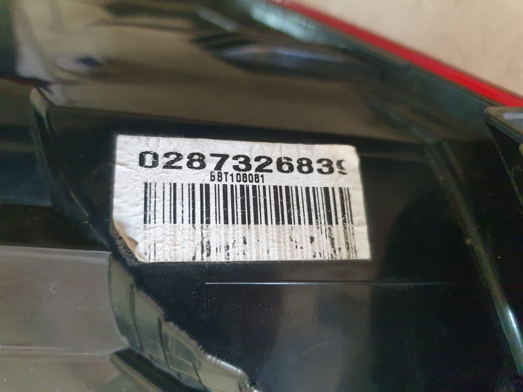 Volkswagen Polo Left Taillight