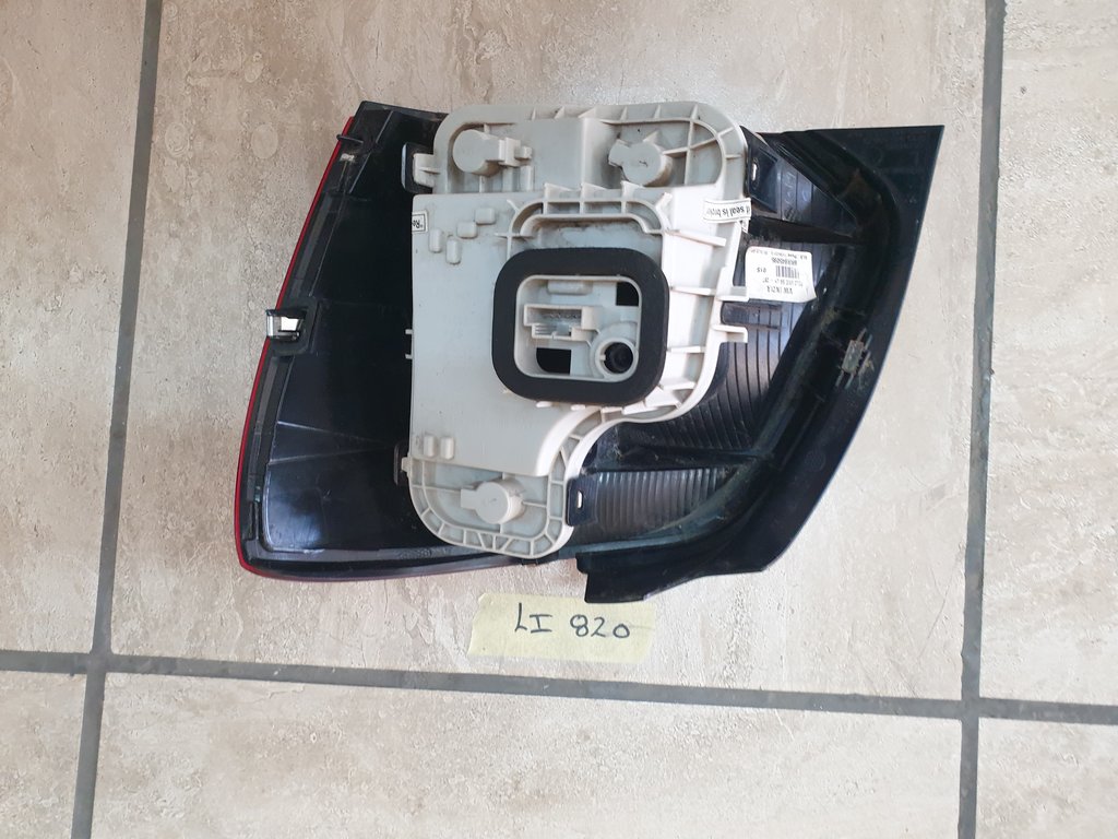 Volkswagen Polo Left Taillight