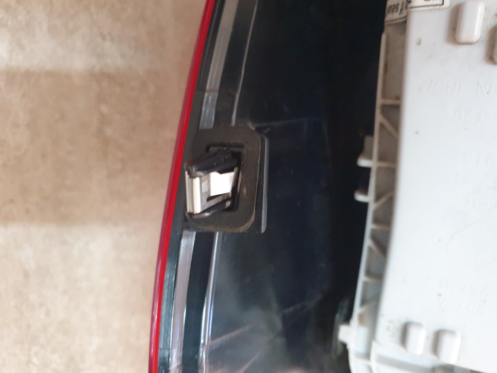 Volkswagen Polo Left Taillight