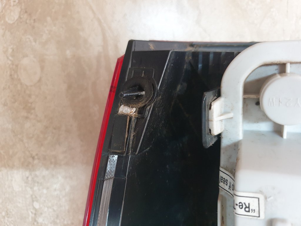 Volkswagen Polo Left Taillight