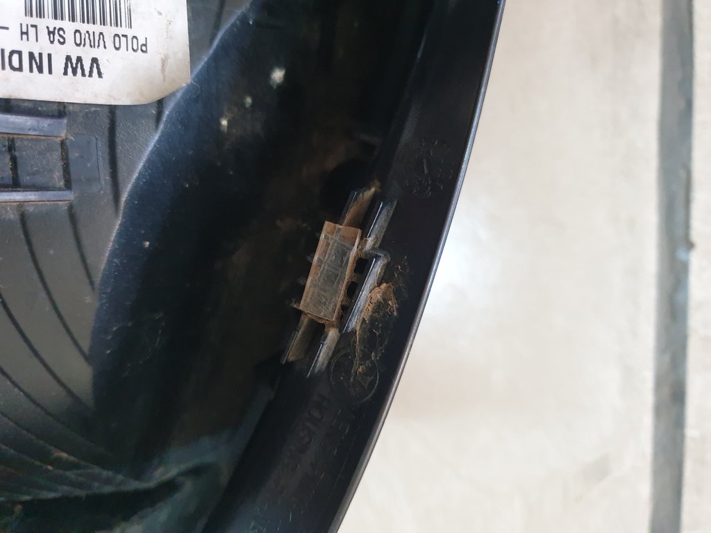 Volkswagen Polo Left Taillight