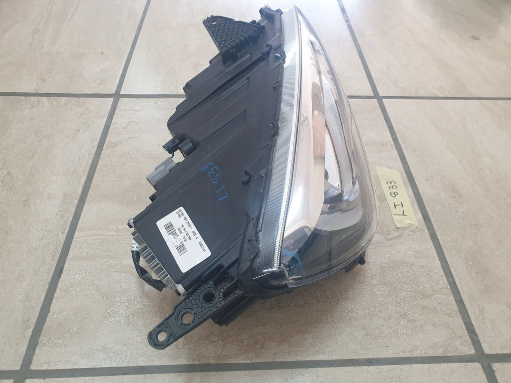 Toyota Urban Cruiser Right Headlight