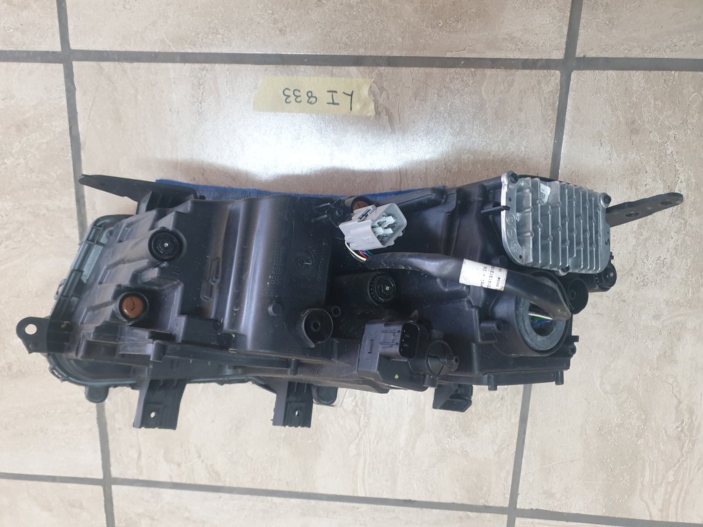 Toyota Urban Cruiser Right Headlight