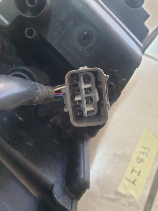 Toyota Urban Cruiser Right Headlight