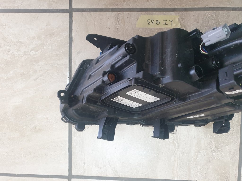 Toyota Urban Cruiser Right Headlight