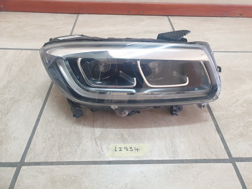 Toyota Urban Cruiser Right Headlight