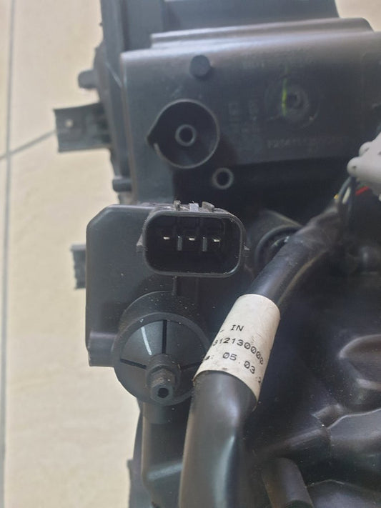 Toyota Urban Cruiser Right Headlight