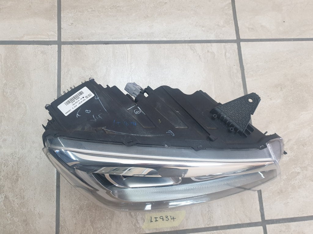 Toyota Urban Cruiser Right Headlight